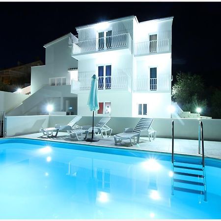 Apartments Huljev Primosten Exterior photo