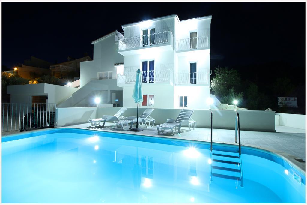 Apartments Huljev Primosten Exterior photo