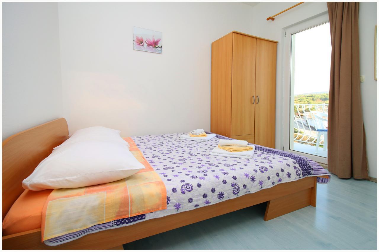 Apartments Huljev Primosten Exterior photo